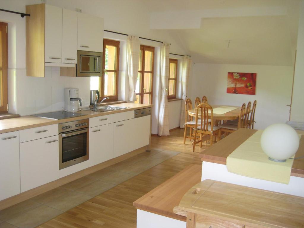 Apartments Spiegl Holzmann Bischofshofen Rum bild
